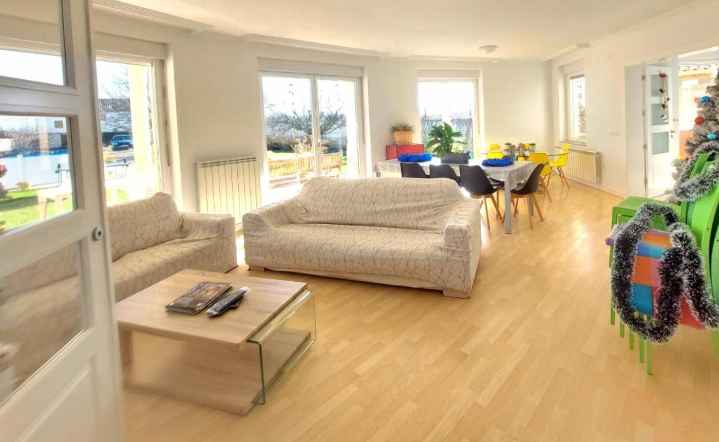 Casa Miguel Y Sally Villanueva de Las Manzanas ภายนอก รูปภาพ